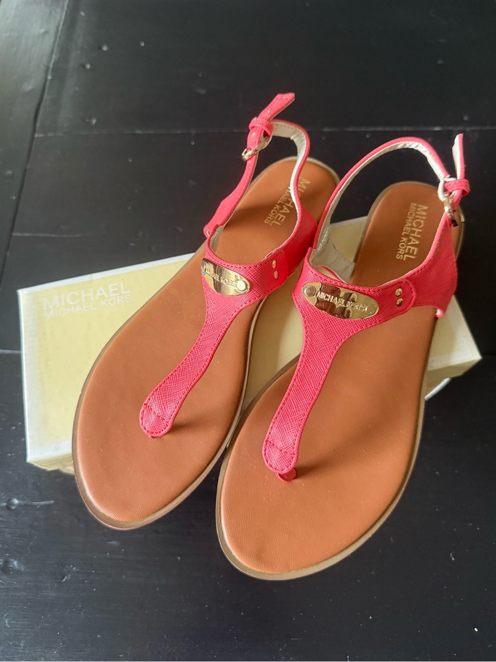 Michael Kors MK Plate T-Strap Sandals